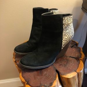 Very Volatile suede/calf hair wedge ankle booties